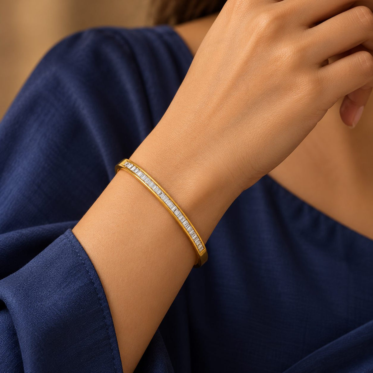 Crystal Channel Bangle - Model
