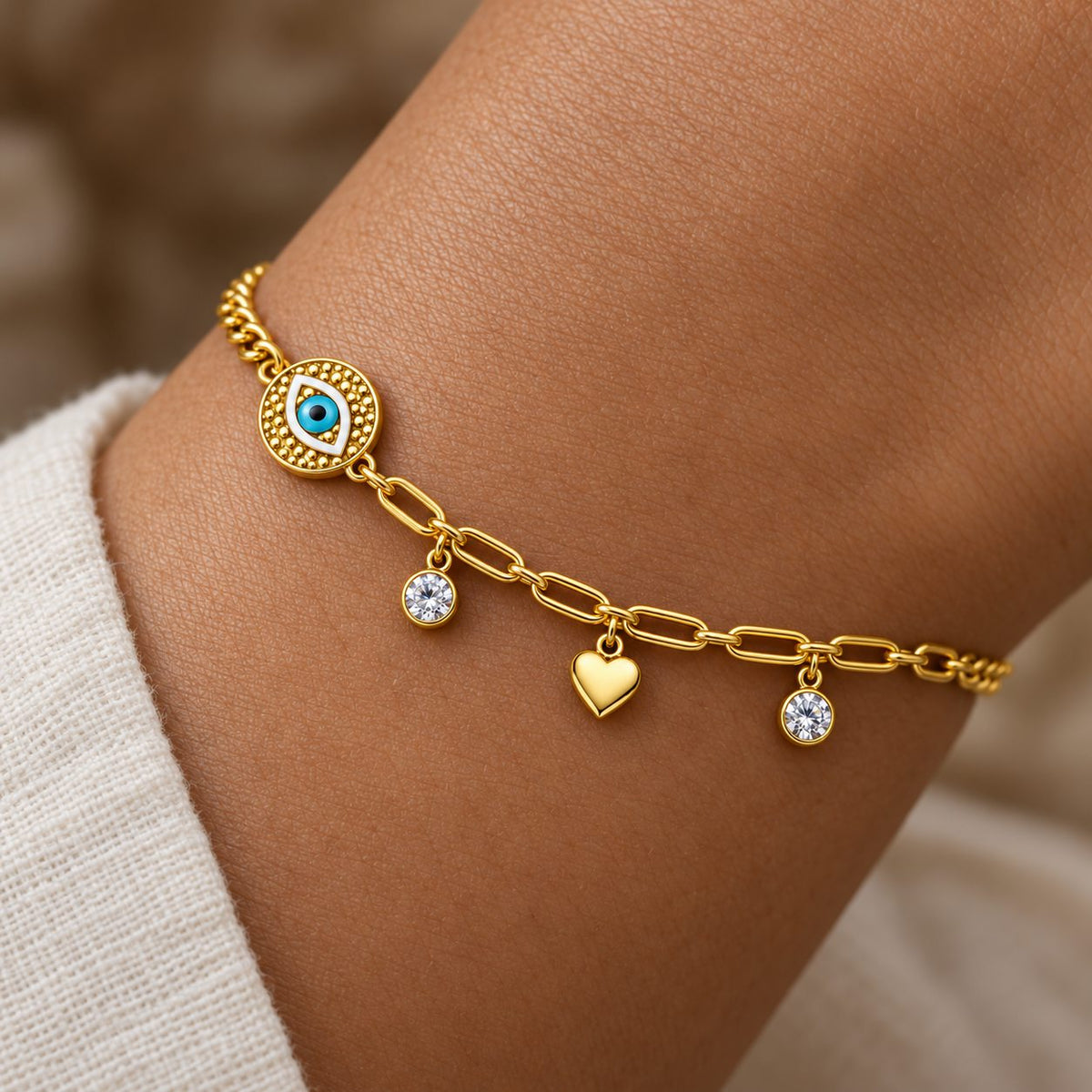 Evil Eye Heart Link Bracelet - Macro