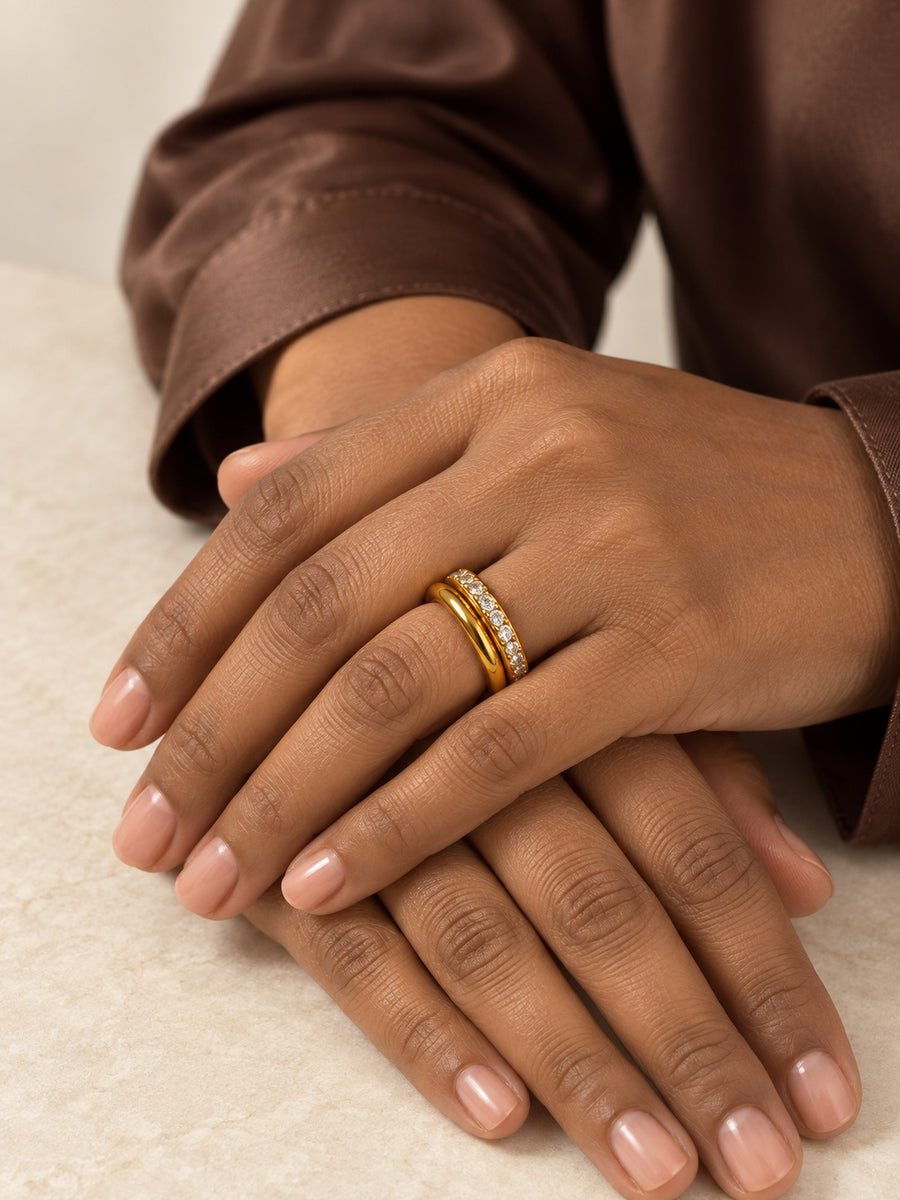 Interlocking Pavé Trio Ring worn by model