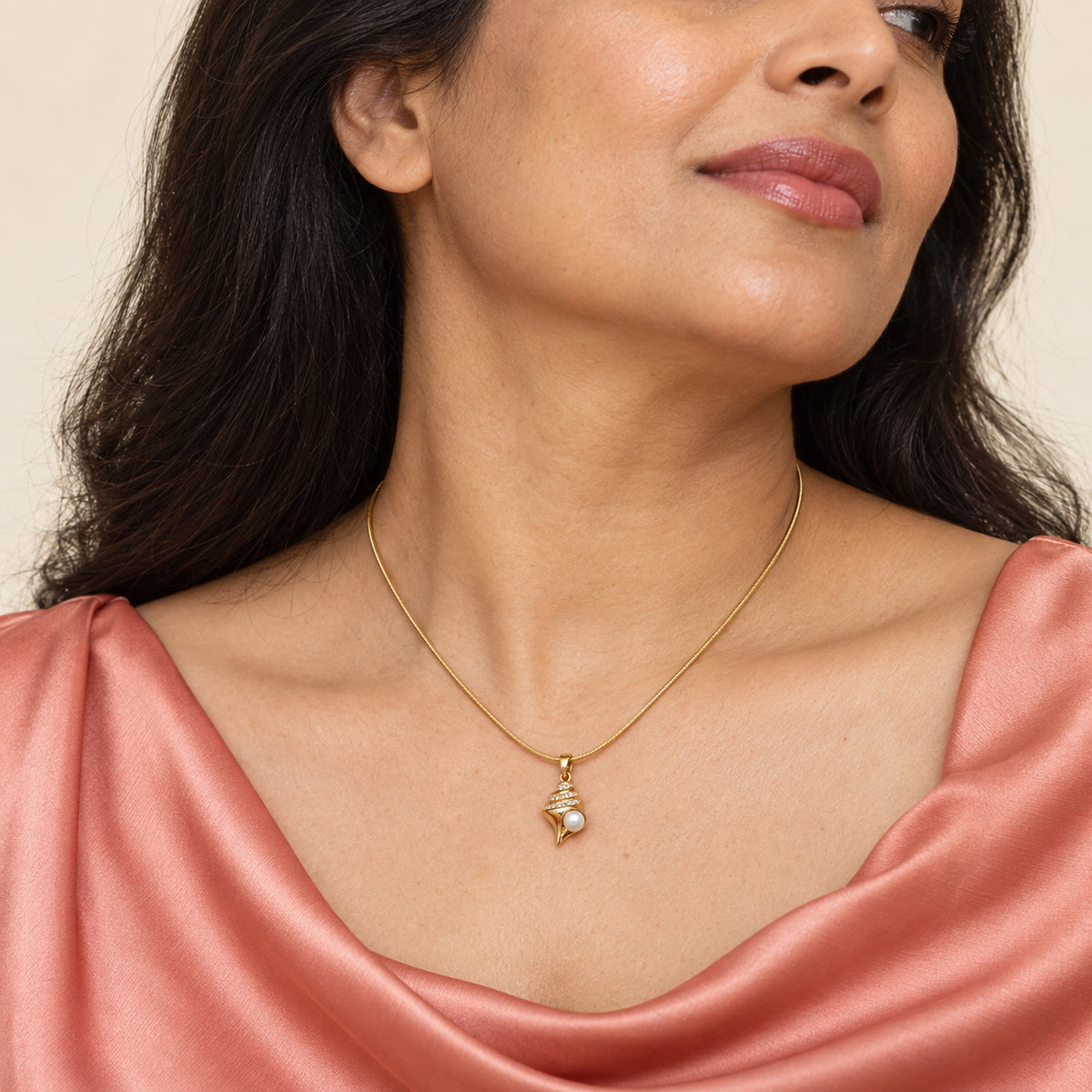 Pearl Spiral Shell Pendant Necklace worn by model
