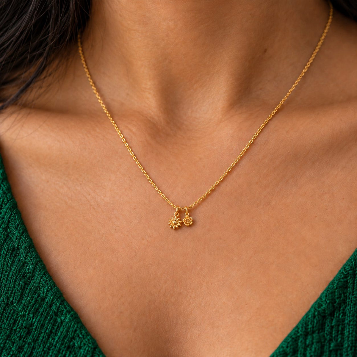 Petite Daisy and Rose Charm Necklace - Macro