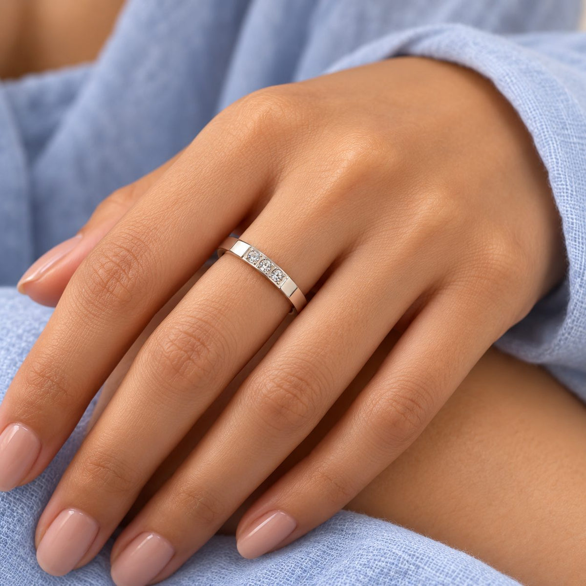 Silver Three Crystal Band Ring - Model