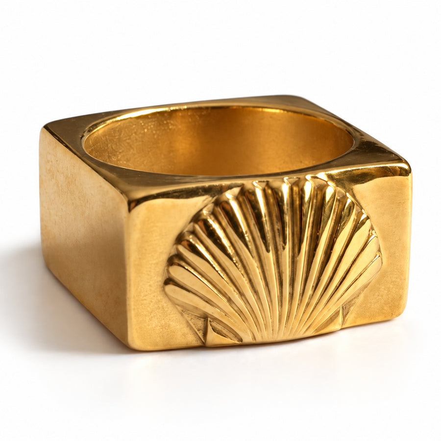 Sunburst Signet Ring detail view