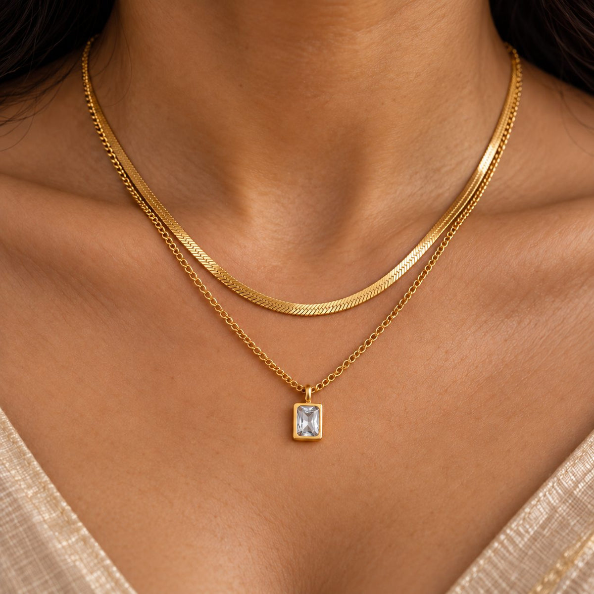 White Crystal Layered Necklace - Macro